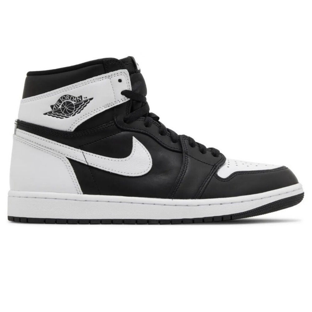 Nike Air Jordan 1 Retro high top Black and White Men's Sneakers Brand New W/Box